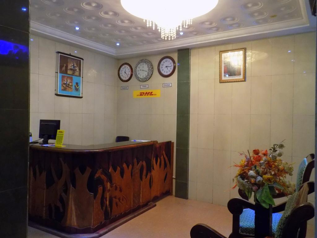 Hotel Magnificat Lomé Extérieur photo