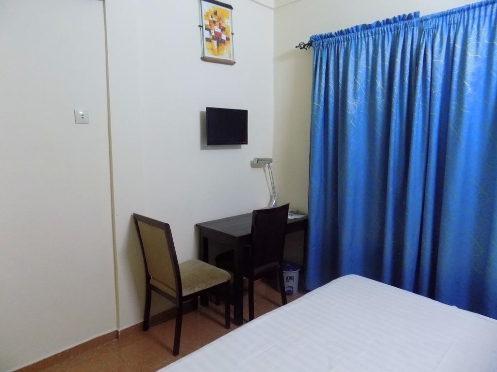 Hotel Magnificat Lomé Extérieur photo