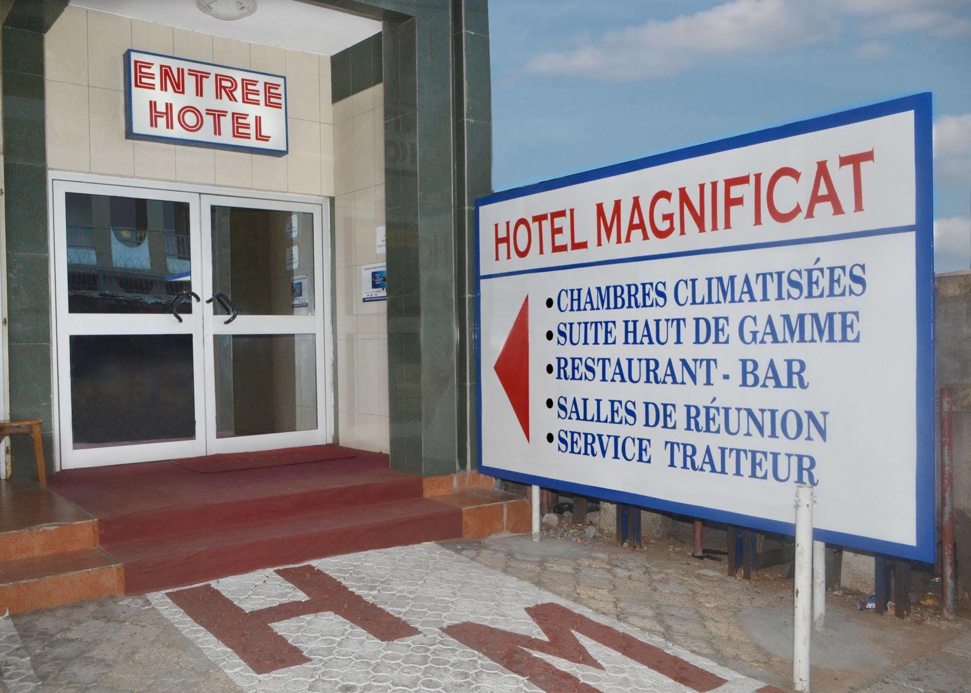 Hotel Magnificat Lomé Extérieur photo